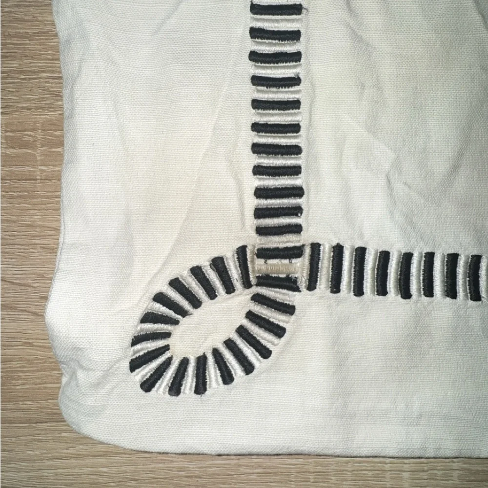 Anthropologie‎ Black Embroidered Trim White Cotton Decorative Pillow Cover 18x18